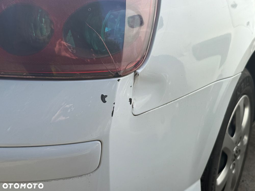 ZDERZAK TYLNY PEUGEOT 407 SEDAN - 5