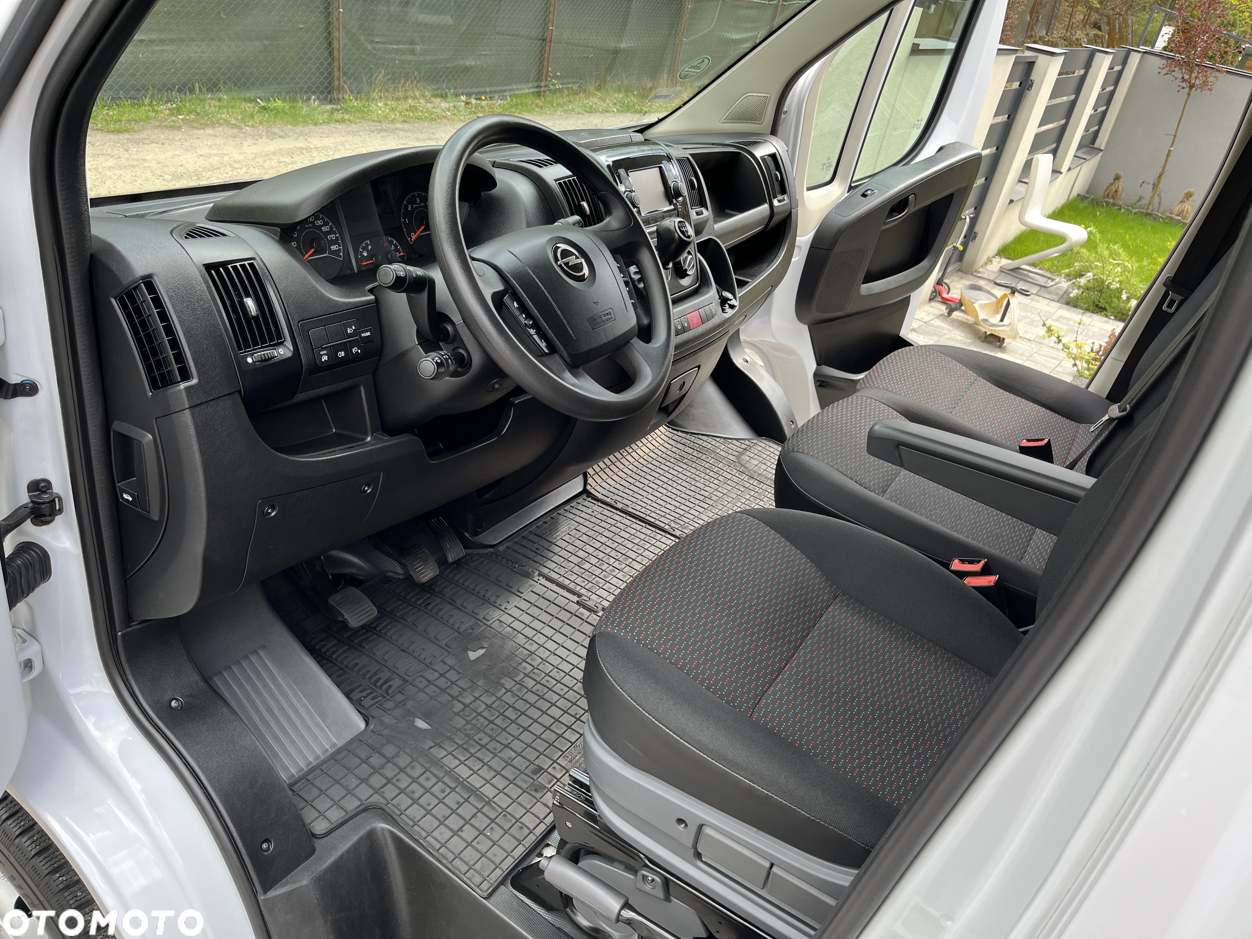 Opel Movano - 8