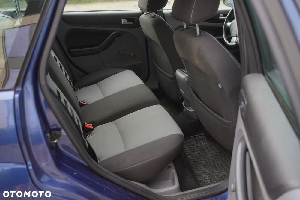 Ford Focus 1.6 Ti-VCT Trend - 8