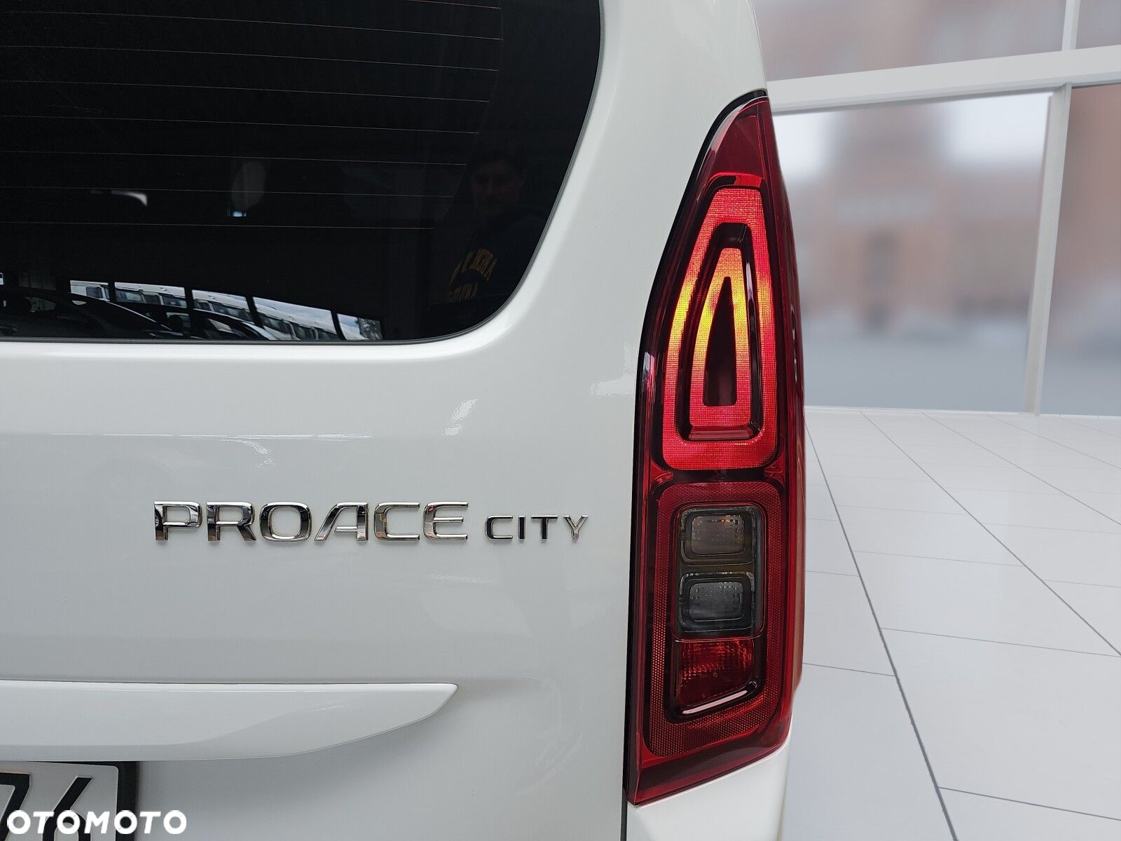 Toyota Proace City Verso 1.5 D-4D Business - 20
