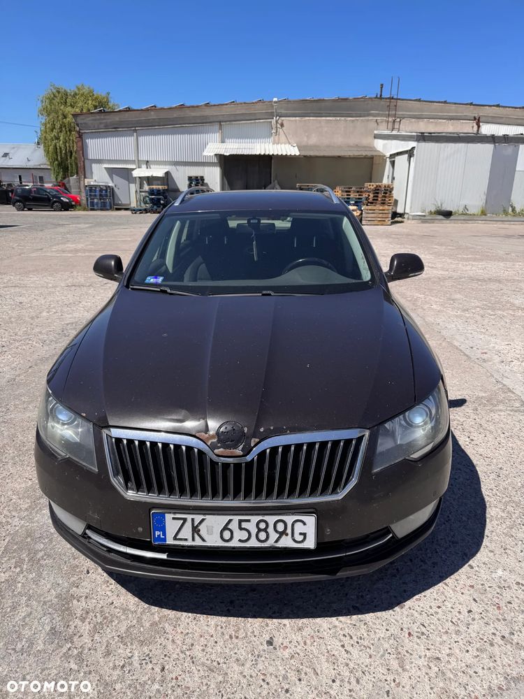 Skoda Superb 2.0 TDI Ambition - 2