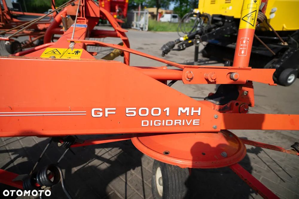 Kuhn PRZETSZASARKA Volto 770 Kuhn Krone Morra Feniks4 i 6 gwiazdowe Hydraulika - 16