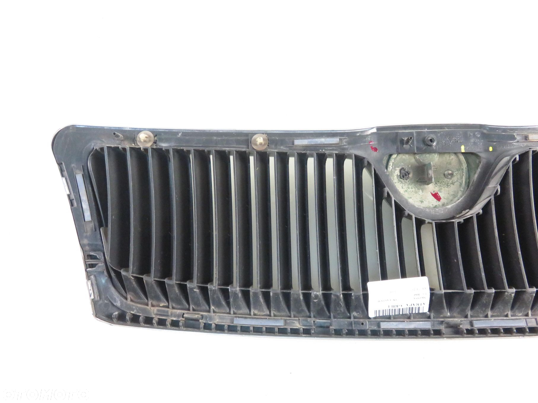ATRAPA GRILL SKODA OCTAVIA II 1Z0853668 - 5