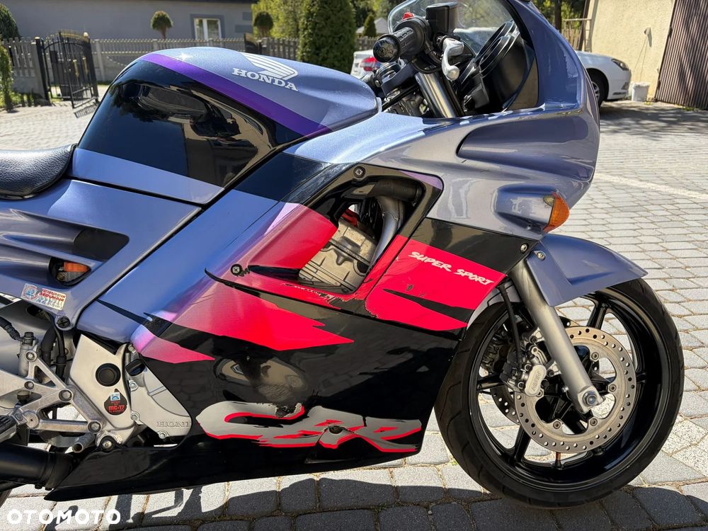 Honda CBR - 10
