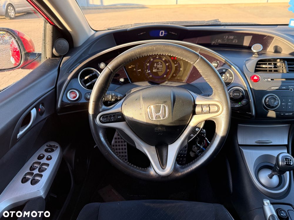 Honda Civic 1.8 Comfort - 8