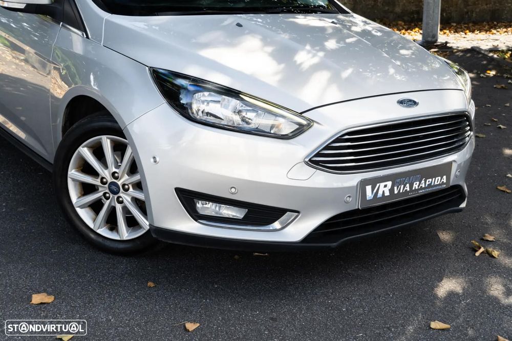 Ford Focus SW - 26