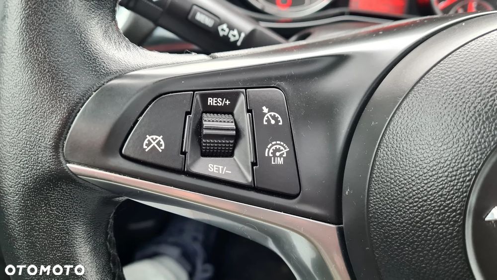 Opel Adam 1.4 White Link - 37