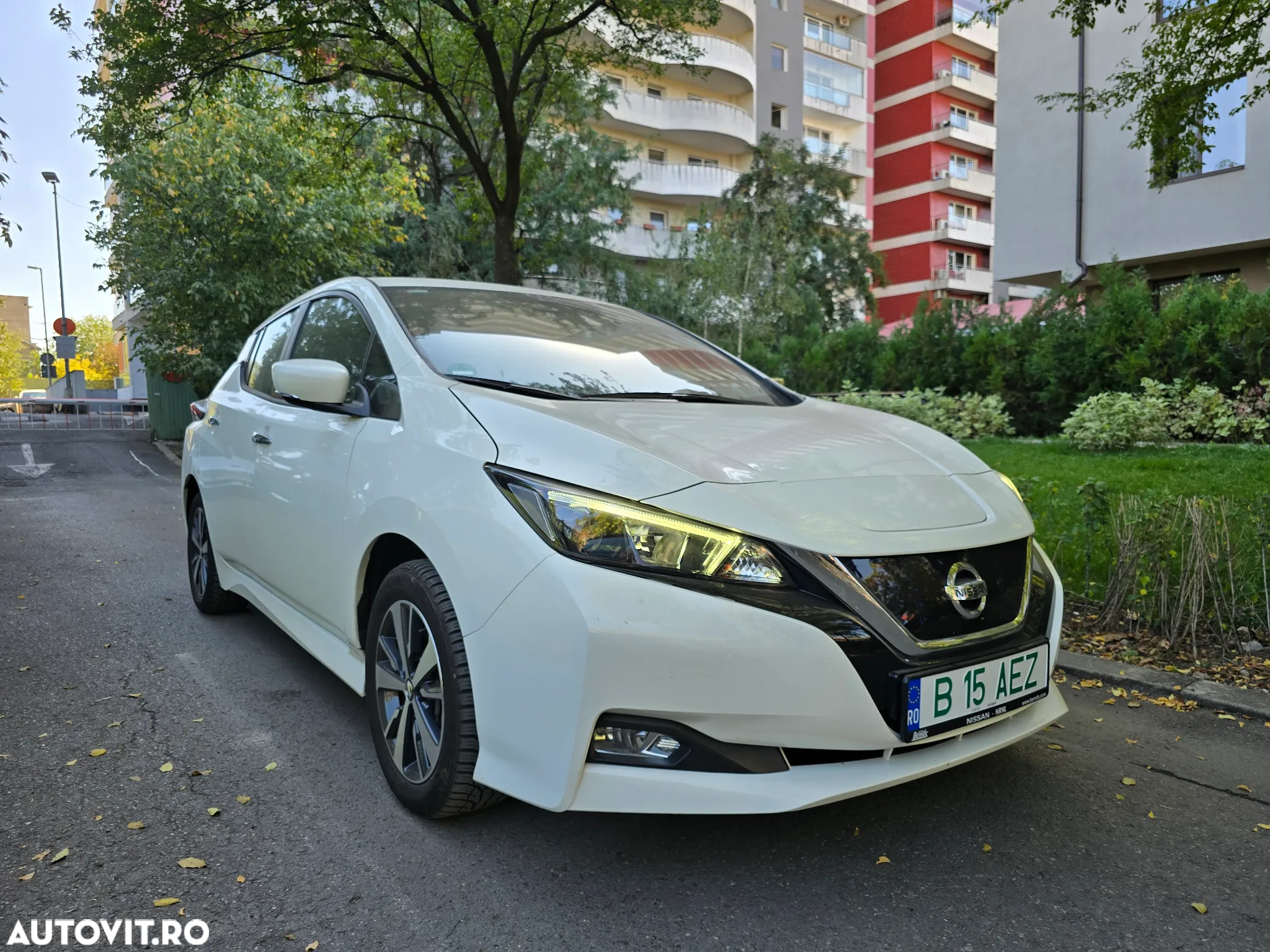 Nissan LEAF Acenta - 2
