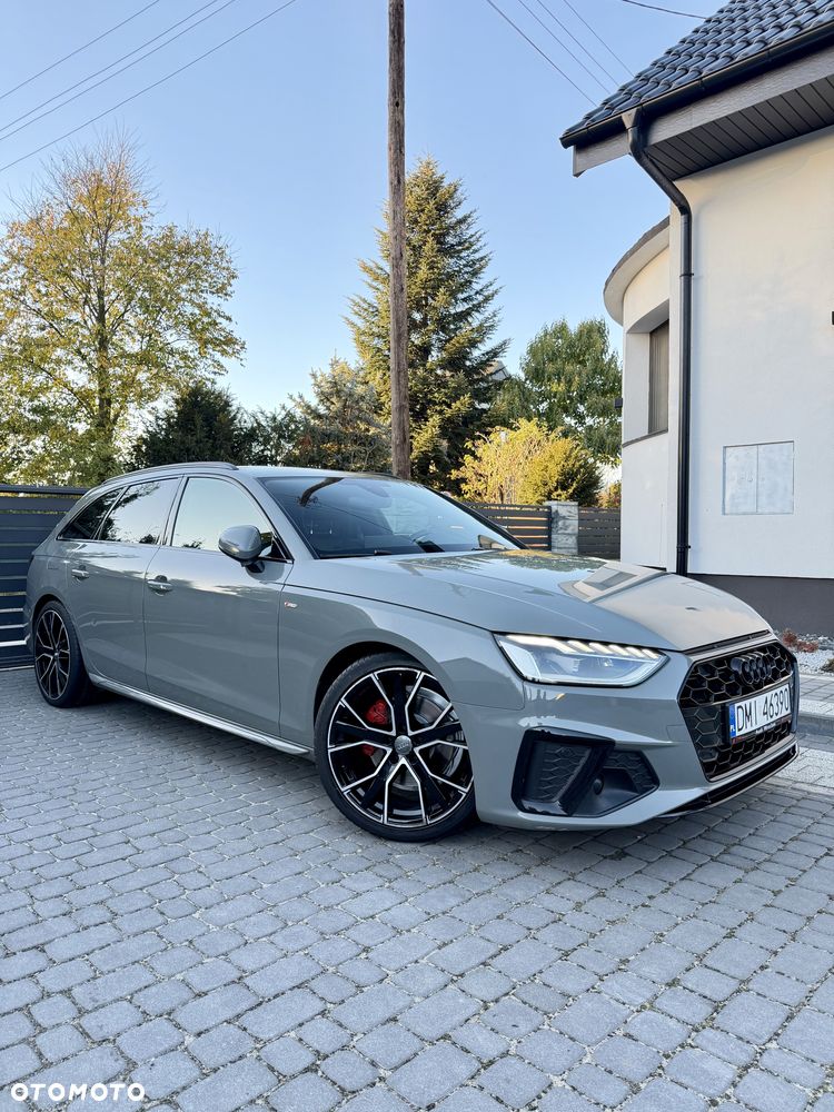 Audi A4 Avant 2021 photo 3
