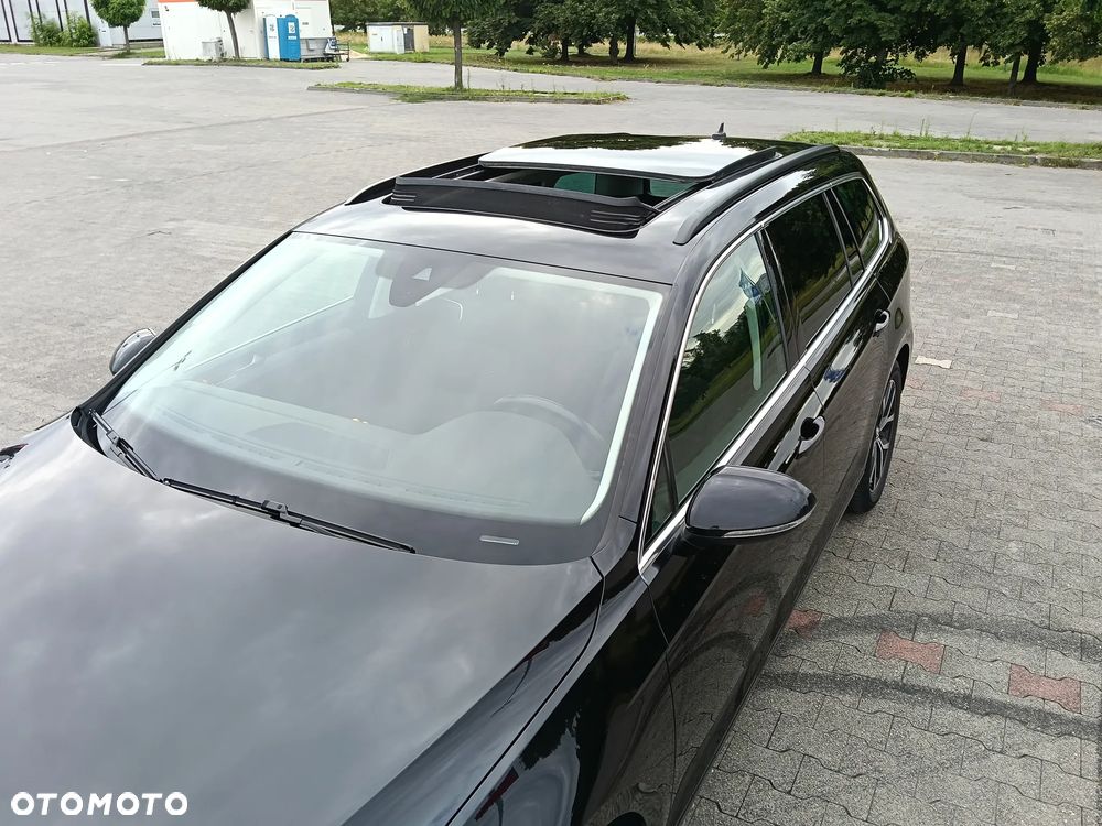 Volkswagen Passat 2.0 TDI (BlueMotion Technology) Comfortline - 12