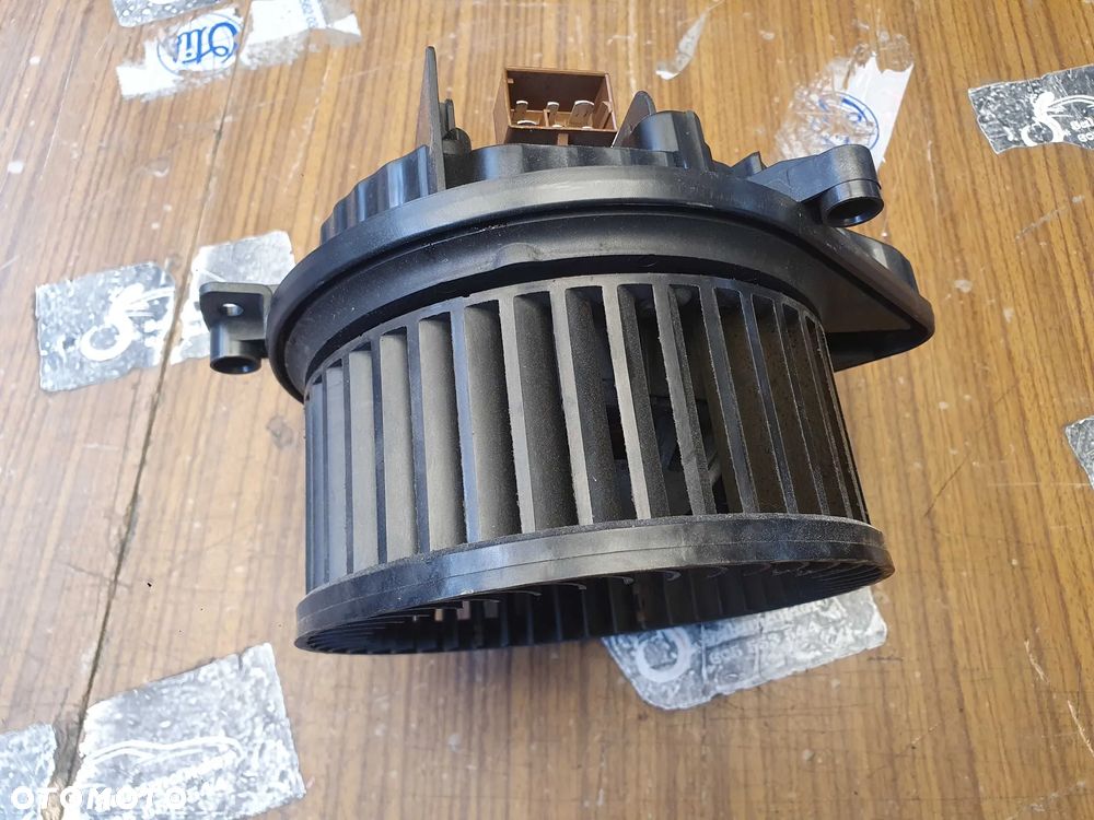 Wentylator Dmuchawa 8E1820021 A B E Nawiewu Nagrzewnicy VALEO EU AUDI A4 B6 B7 - 18
