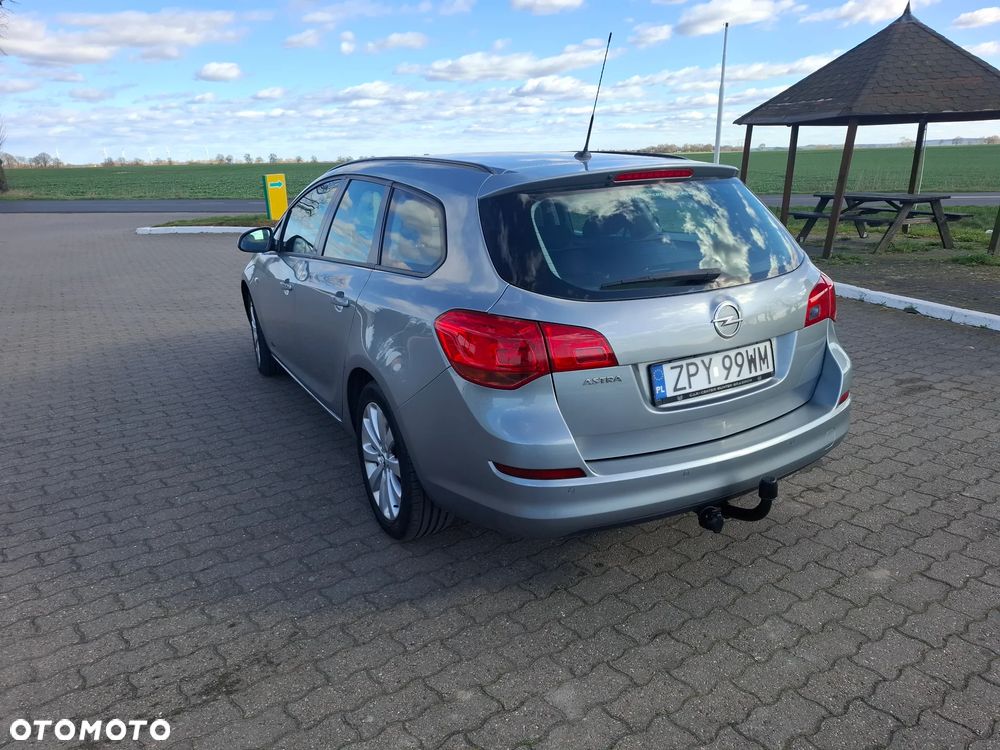 Opel Astra - 2