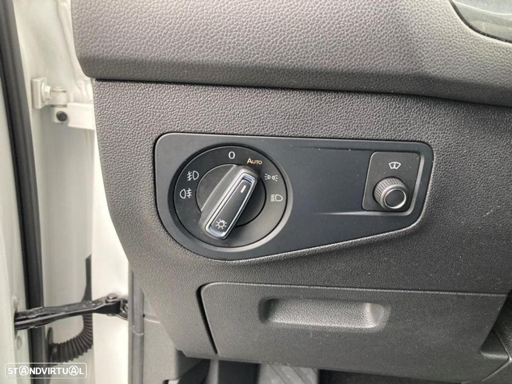 VW Tiguan 2.0 TDI R-Line DSG 4Motion - 40