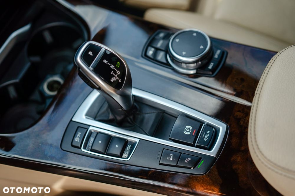BMW X3 xDrive28i Sport-Aut M Sport - 27
