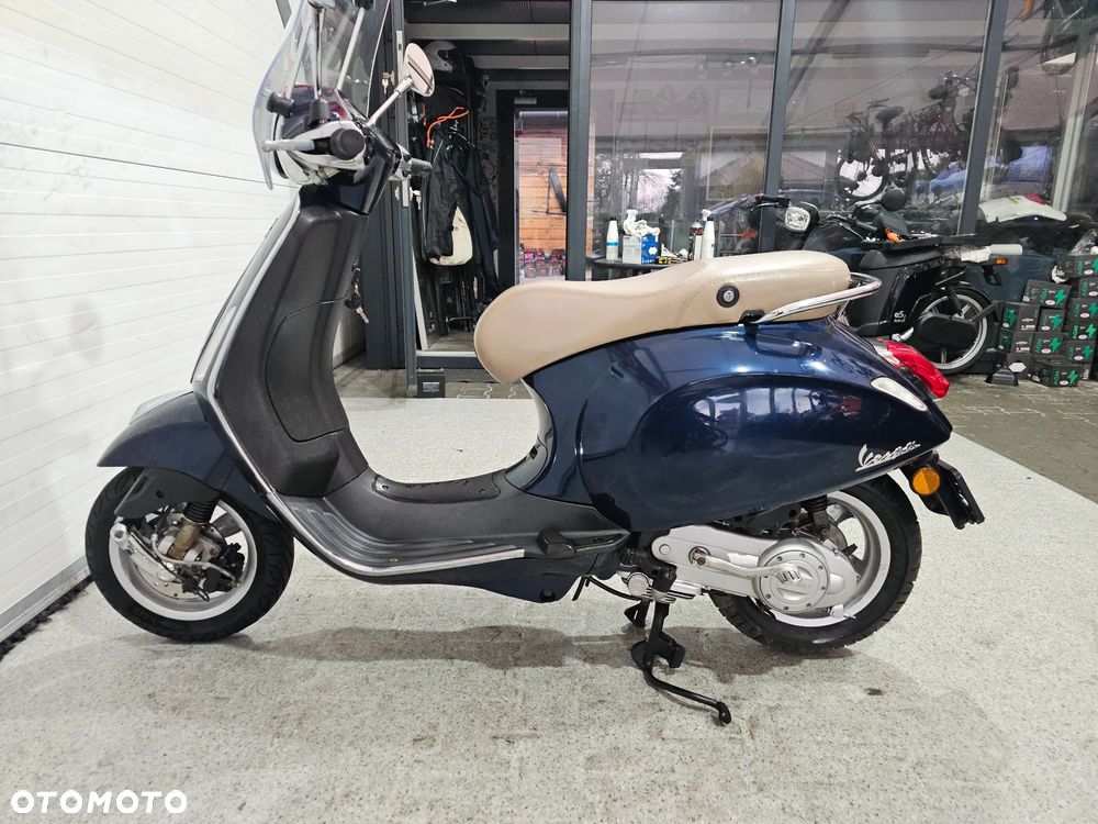 Piaggio Vespa - 25