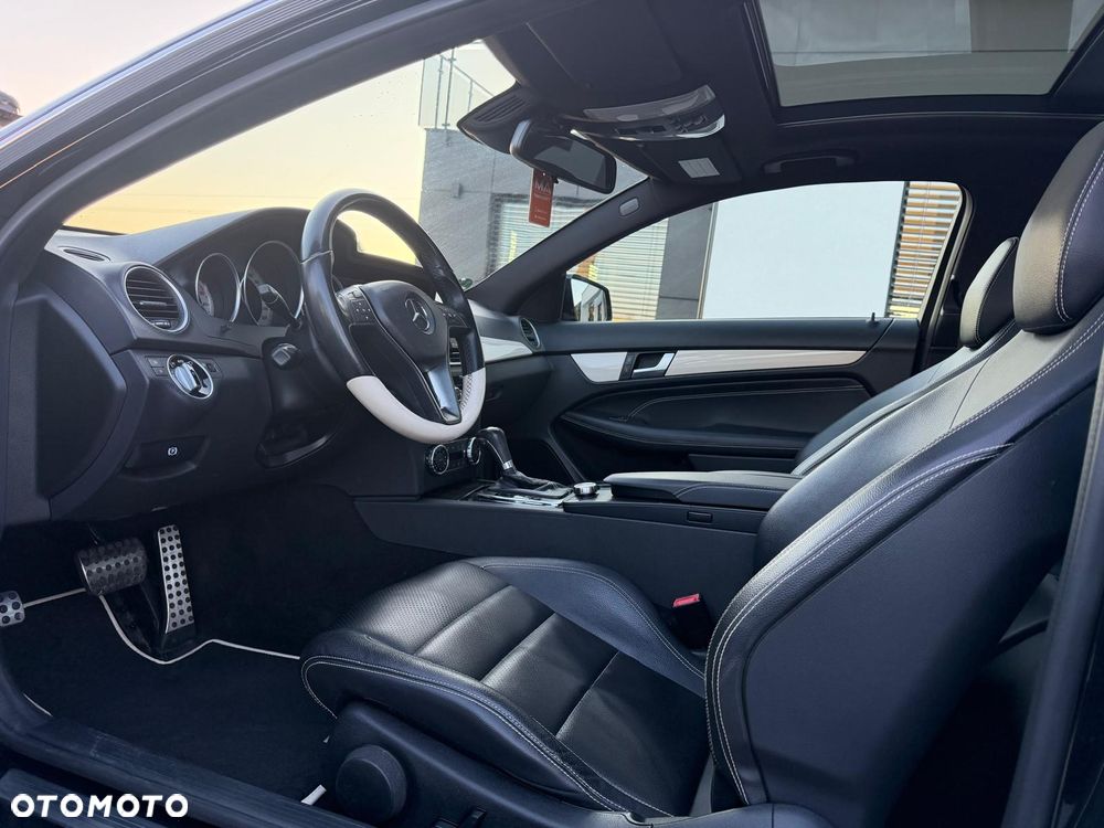 Mercedes-Benz Klasa C 180 BlueEFFICIENCY 7G-TRONIC - 15