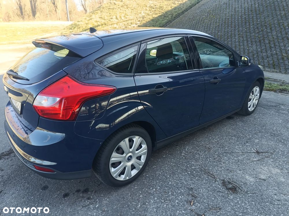 Ford Focus - 12