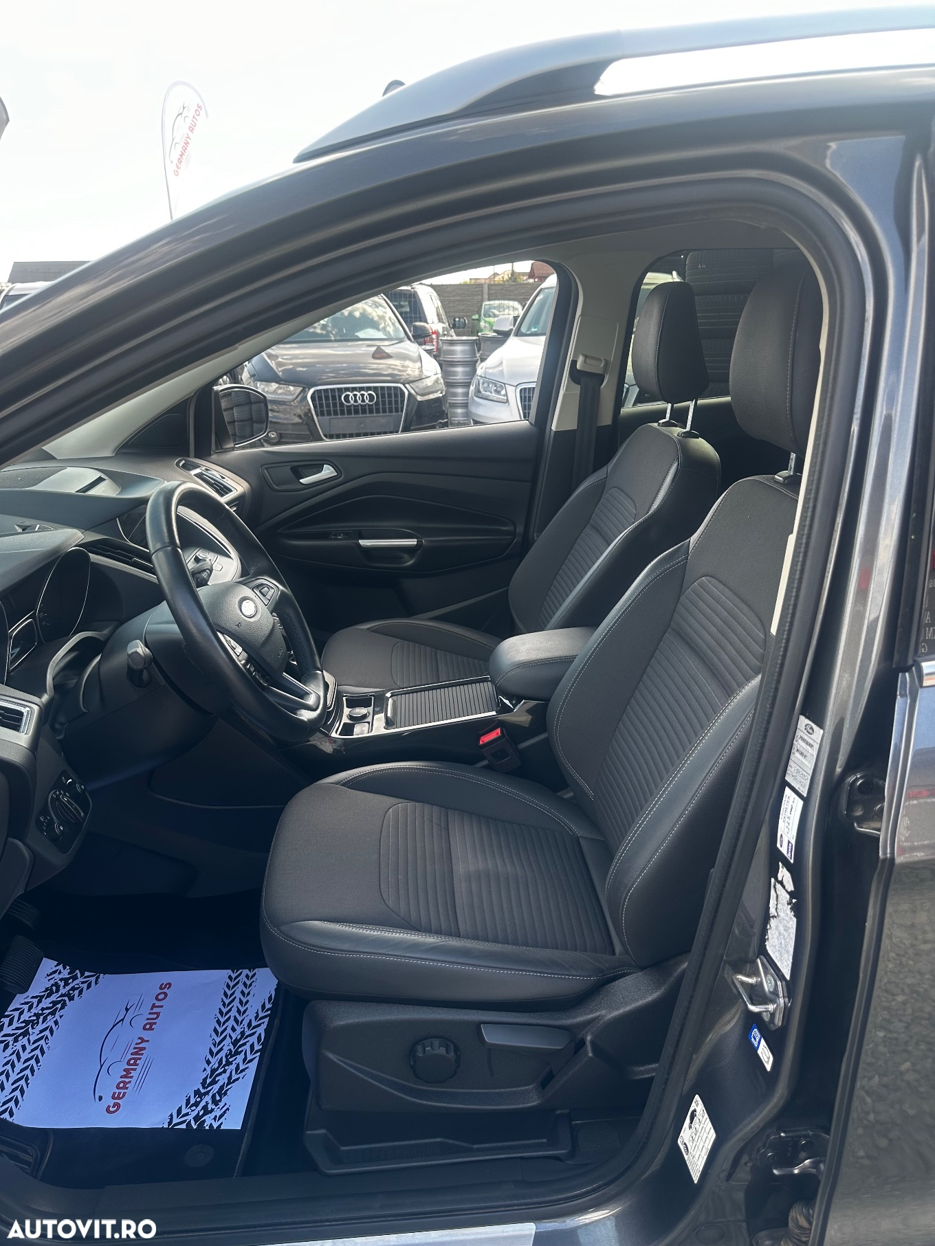 Ford Kuga 2.0 EcoBlue Aut. 4x4 TITANIUM - 13