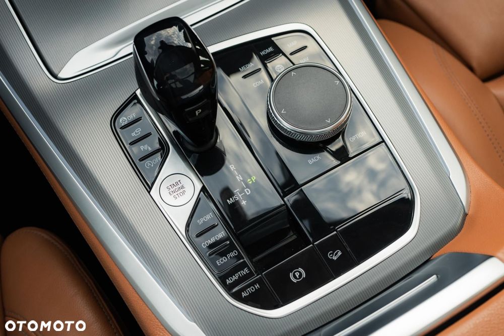 BMW X5 xDrive40i - 26