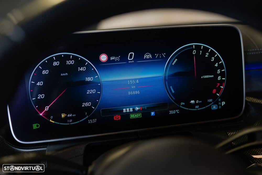 Mercedes-Benz C 300 e AMG Line - 35