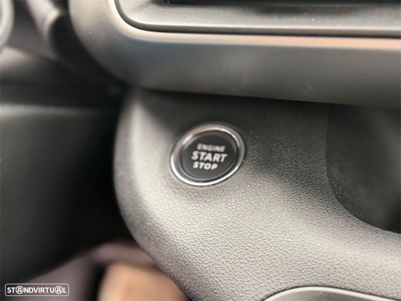 Jeep Avenger 54 kWh Summit - 24