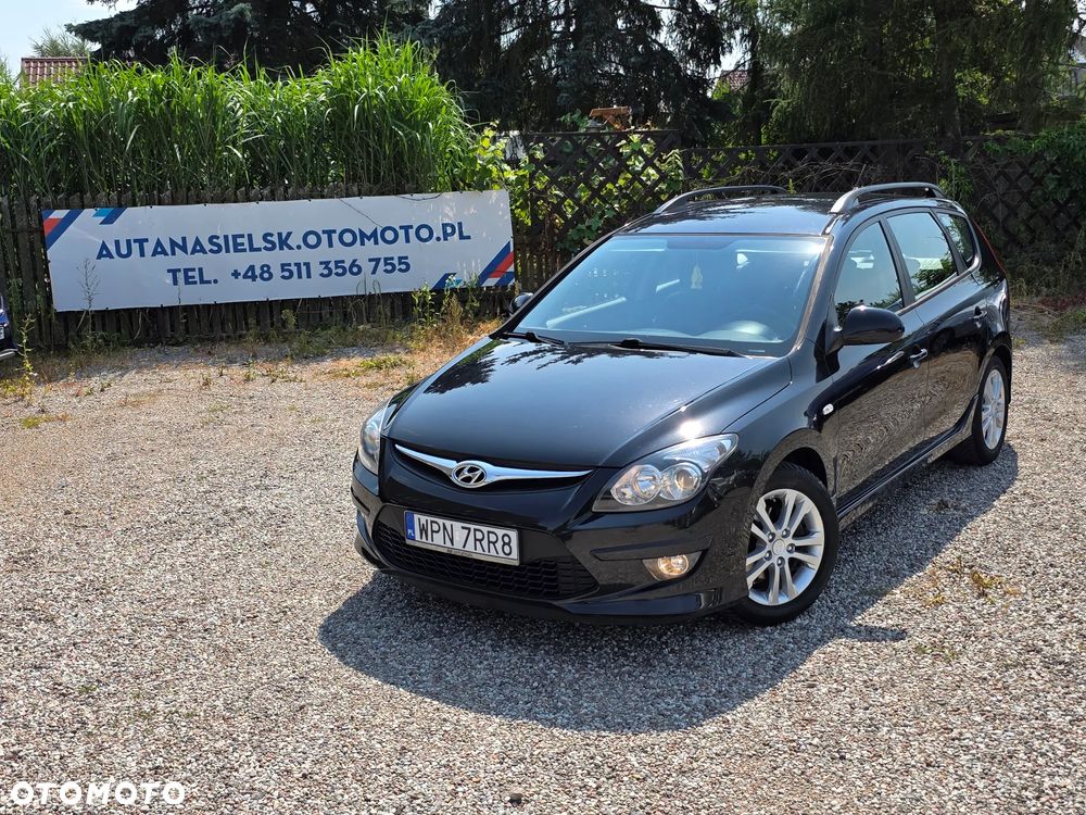 Hyundai i30 i30cw 1.6 CRDi Automatik Comfort - 12