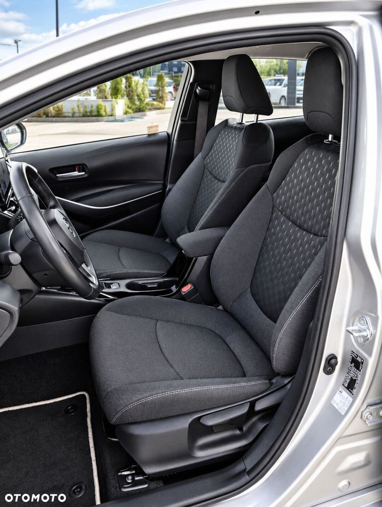 Toyota Corolla 1.8 Hybrid Comfort - 20