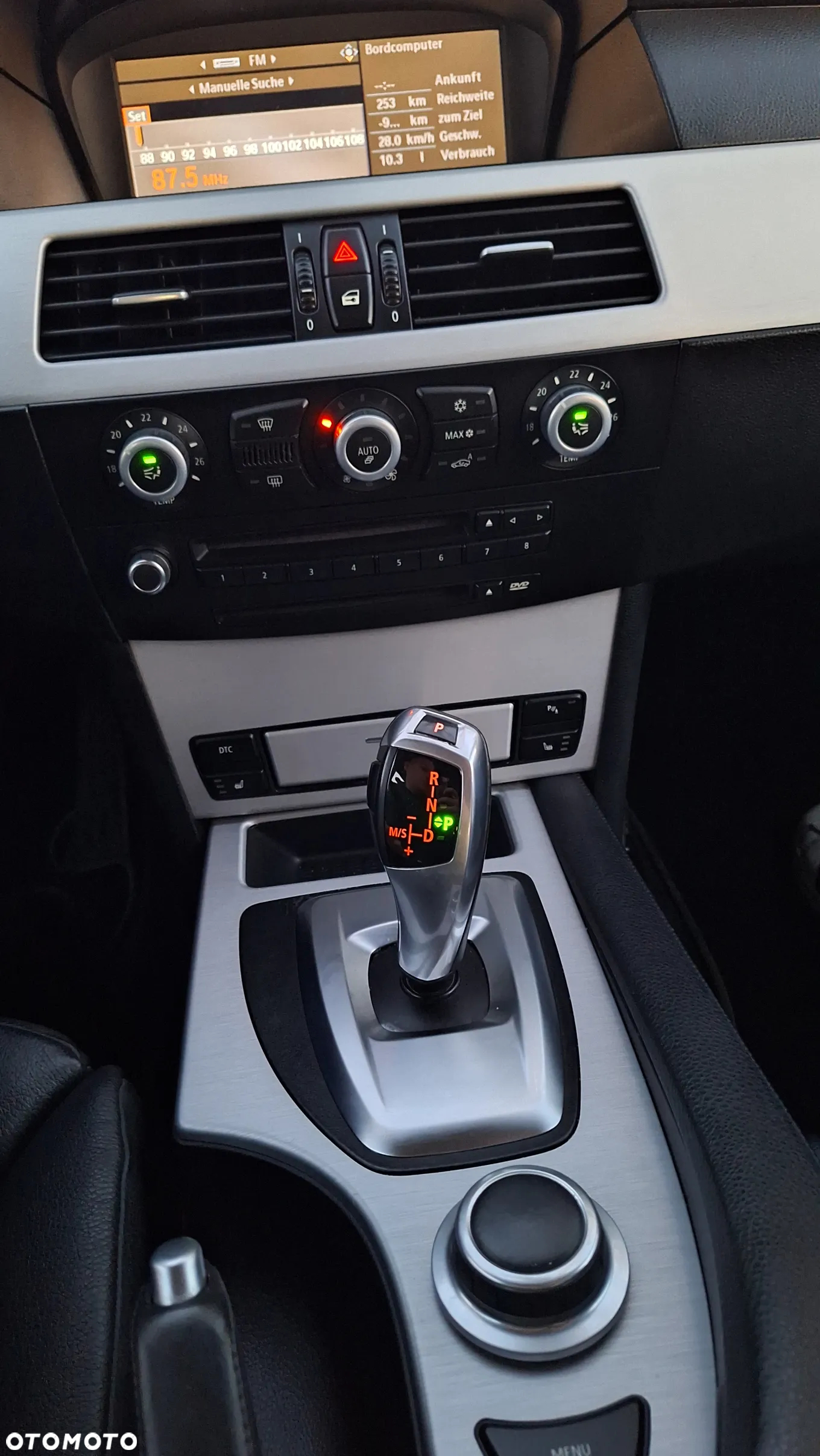 BMW Seria 5 530d Touring - 21