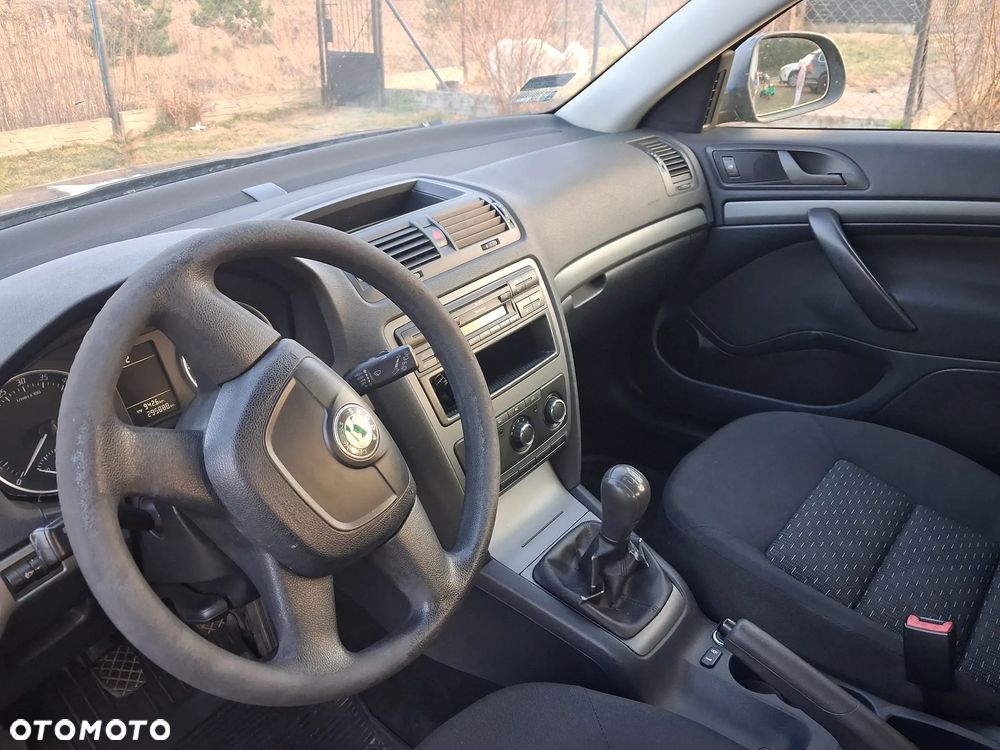 Skoda Octavia 1.6 TDI Active - 6