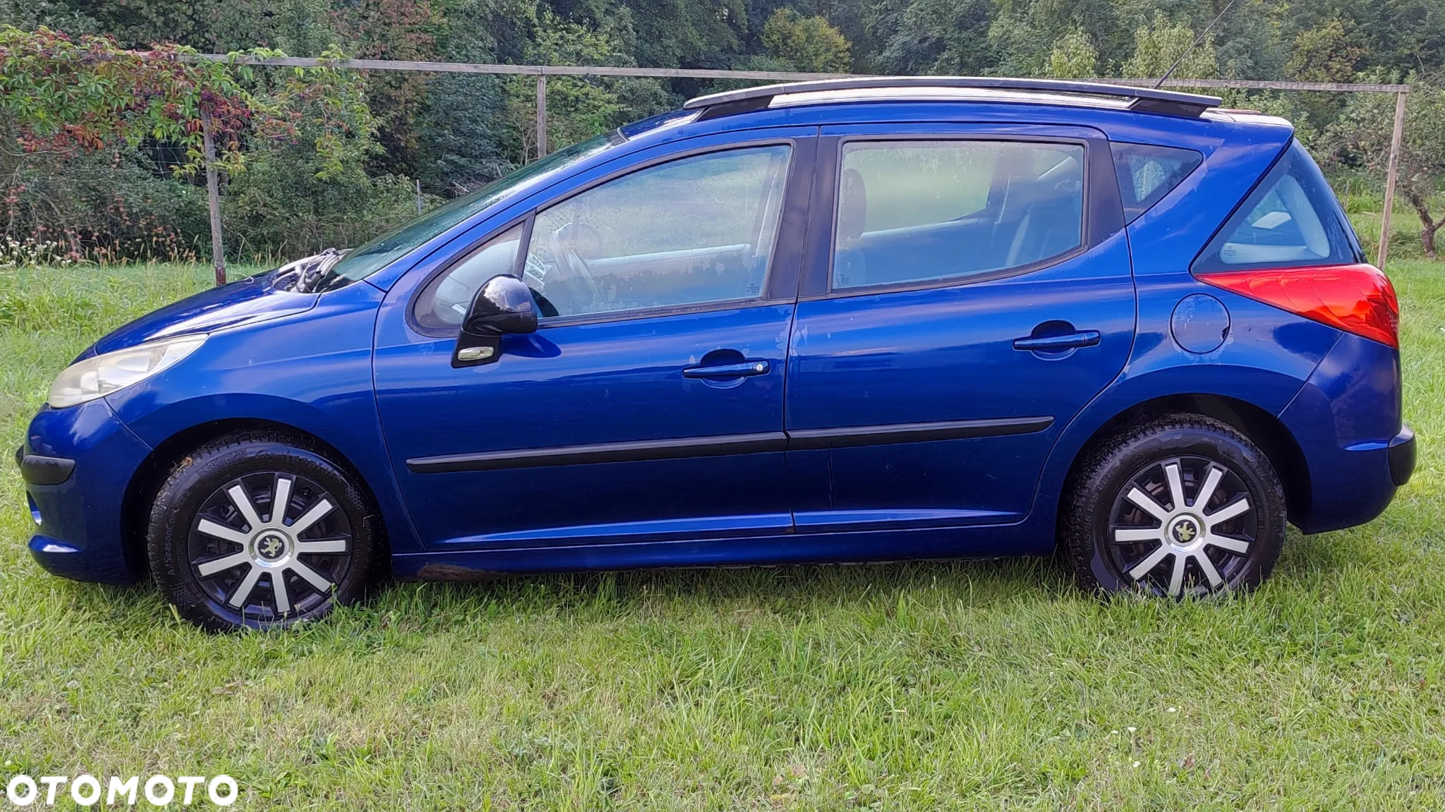 Peugeot 207 1.6 HDi 16V Trendy - 2