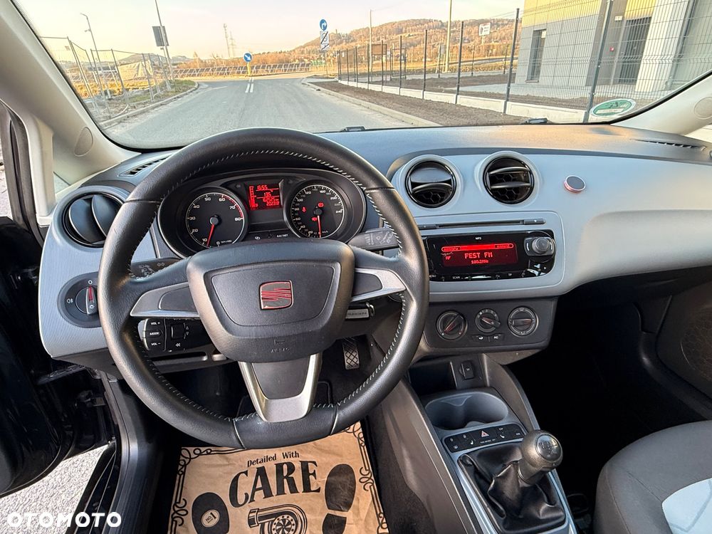 Seat Ibiza 1.4 16V Reference - 27