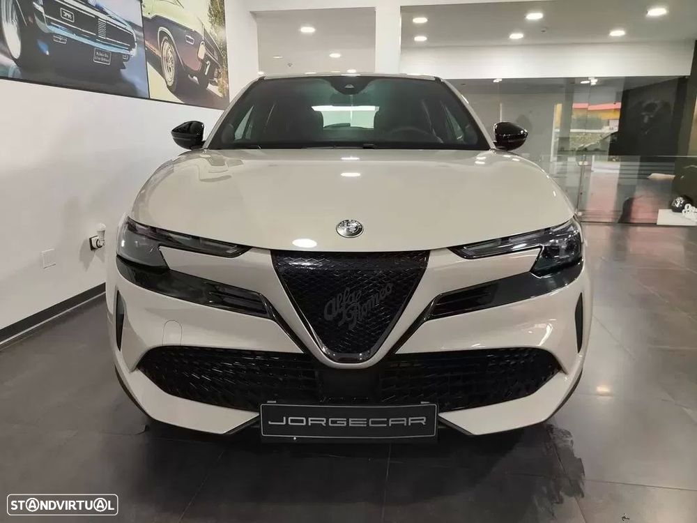 Alfa Romeo Junior Elletrica 50 kWh Launch Edition - 2