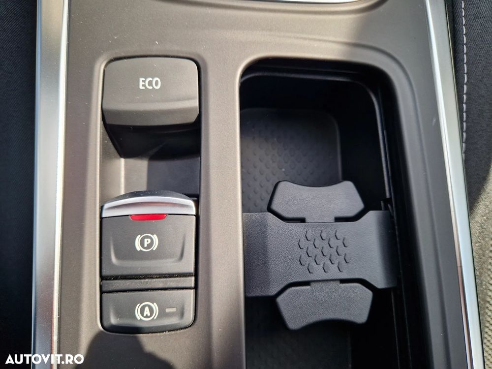 Renault Megane TCe 140 EDC GPF Equilibre - 21