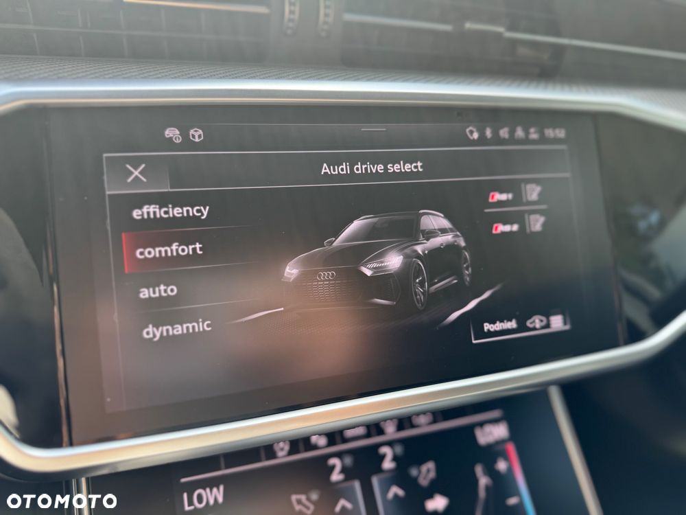 Audi RS6 Avant - 25