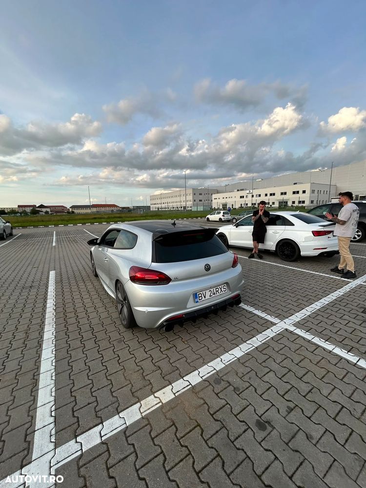 Volkswagen Scirocco R 2.0 TSI DSG - 6