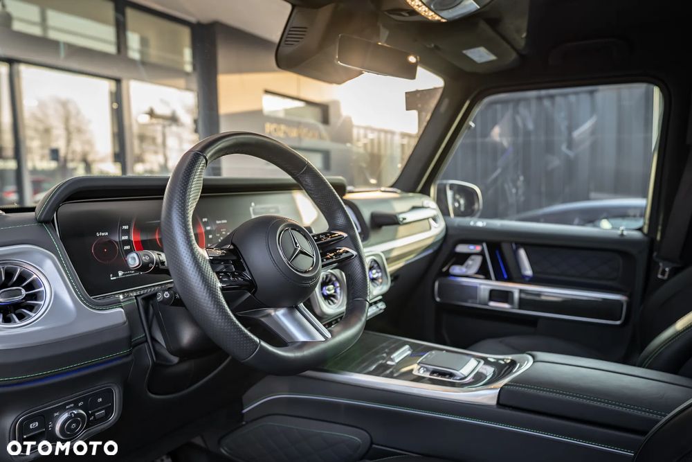 Mercedes-Benz Klasa G 450 d 9G-TRONIC - 24