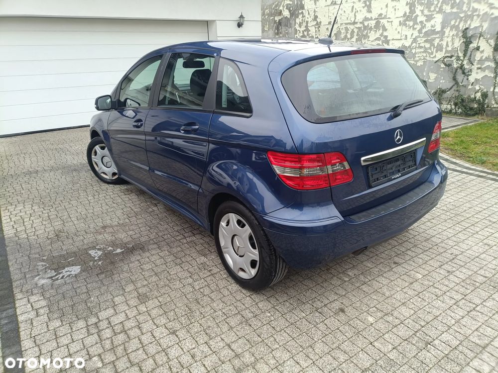 Mercedes-Benz Klasa B 180 CDI Special Edition - 13
