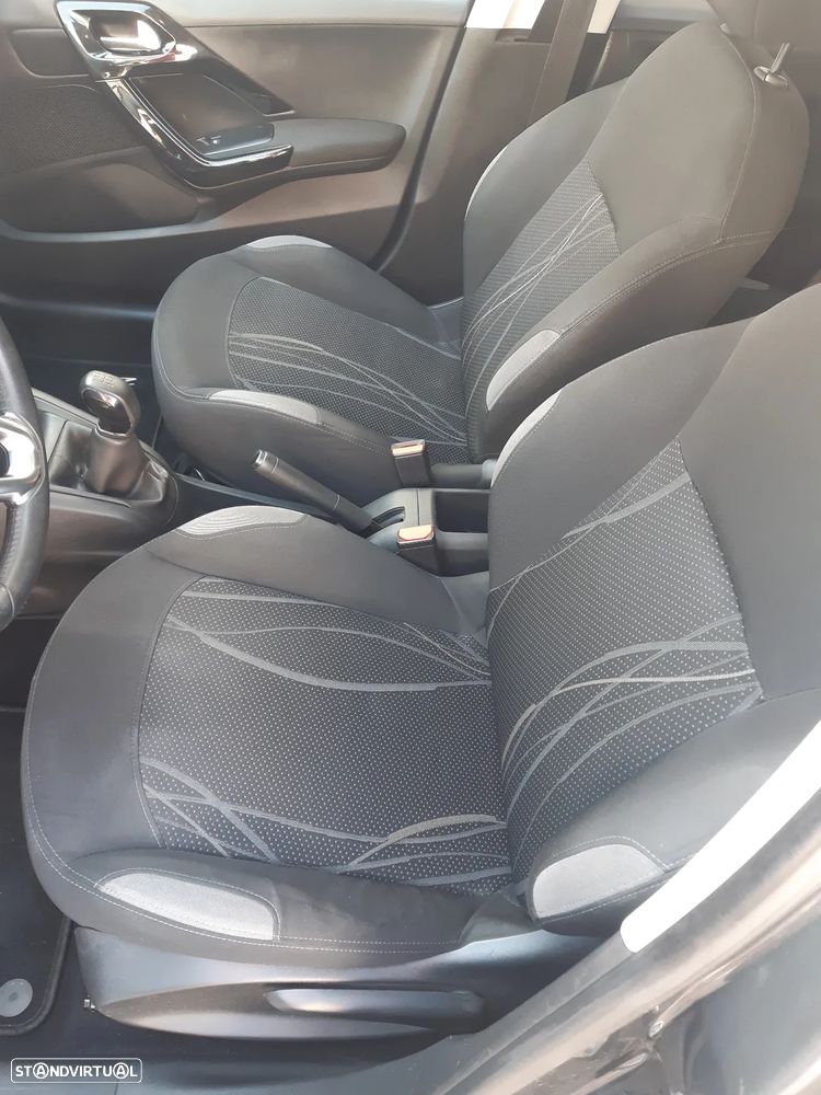 Peugeot 208 1.2 VTi Active - 9