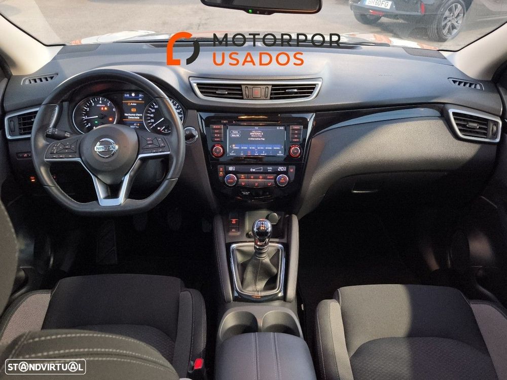 Nissan Qashqai 1.3 DIG-T N-Connecta - 8