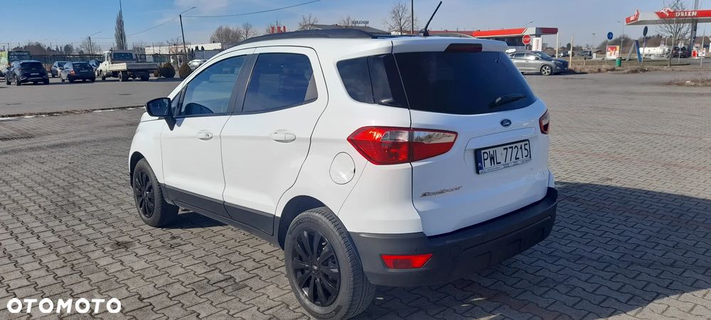 Ford EcoSport - 4