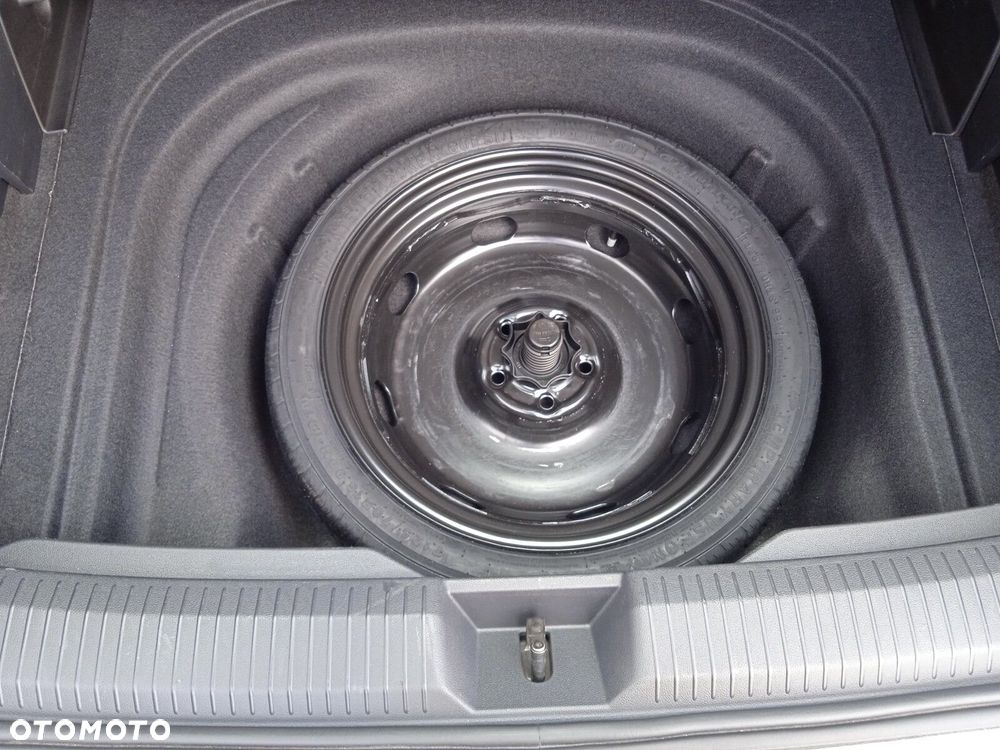 Volkswagen Golf VIII 1.5 TSI EVO Life - 29