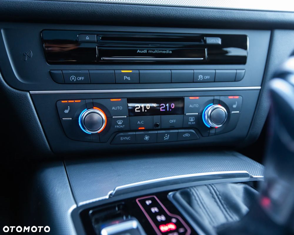 Audi A6 Avant 2.0 TDI Ultra DPF S tronic - 28