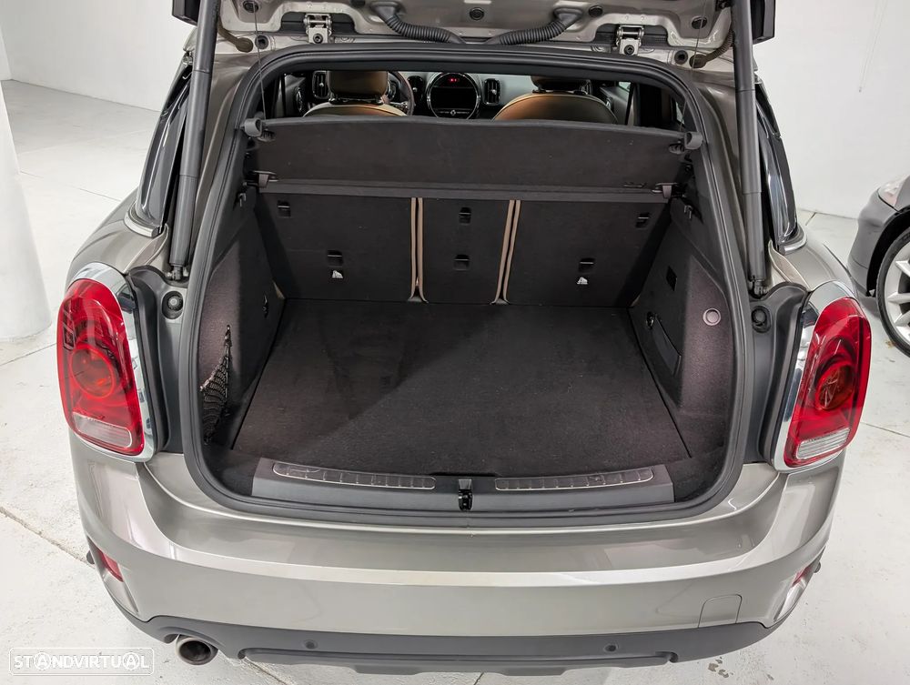 MINI Countryman Cooper SE ALL4 Auto - 16