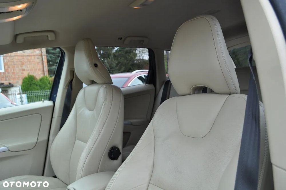 Volvo XC 60 - 18
