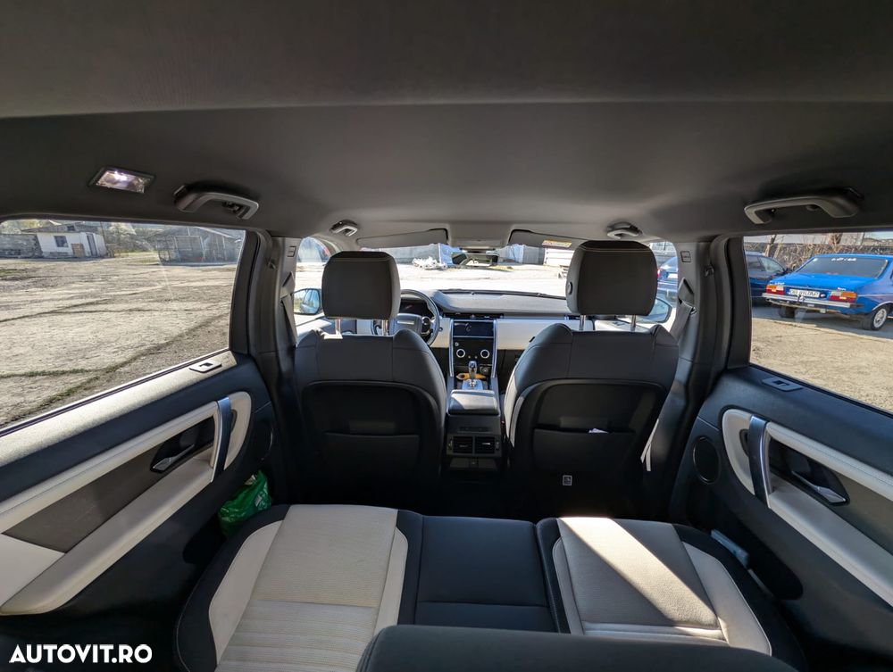 Land Rover Discovery Sport 2.0 D180 R-Dynamic MHEV SE - 11