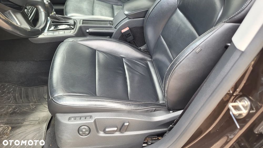 Skoda Superb 2.0 TDI Green tec DSG Elegance - 25