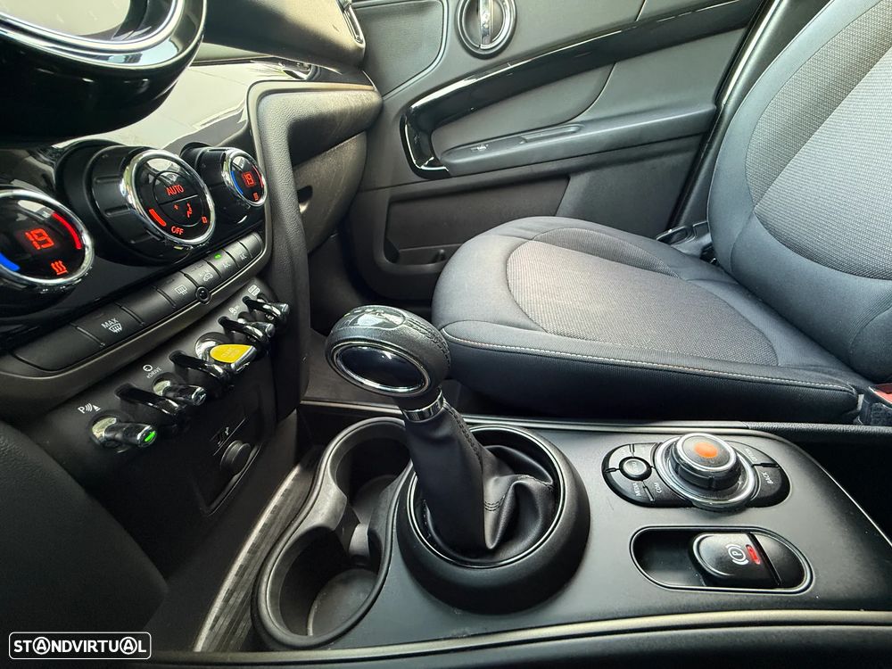 MINI Countryman Cooper SE ALL4 Auto - 43