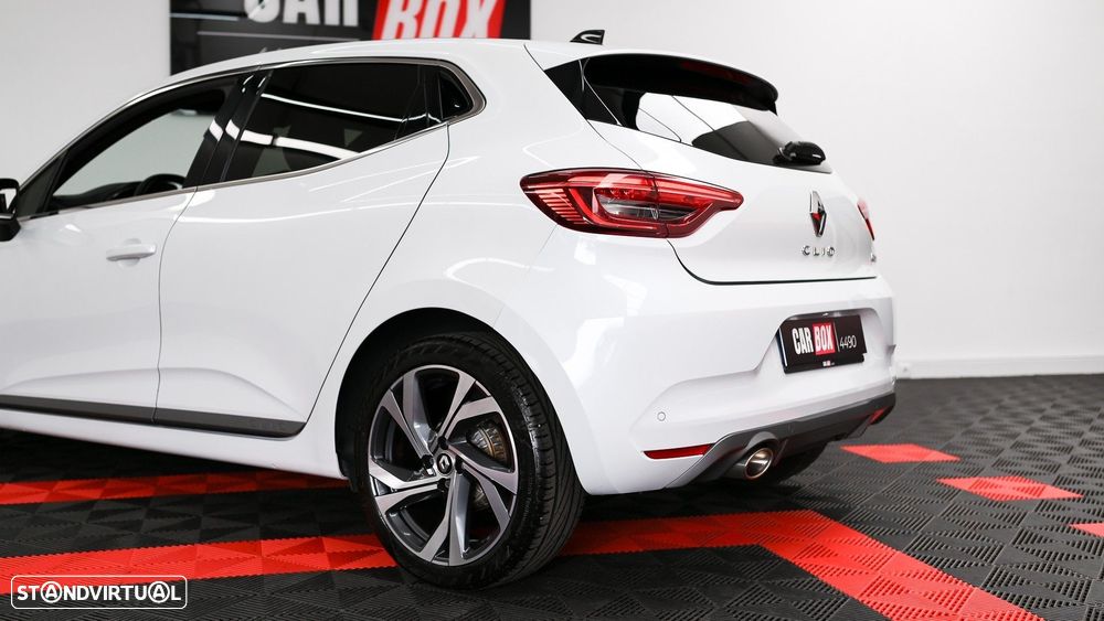 Renault Clio - 22