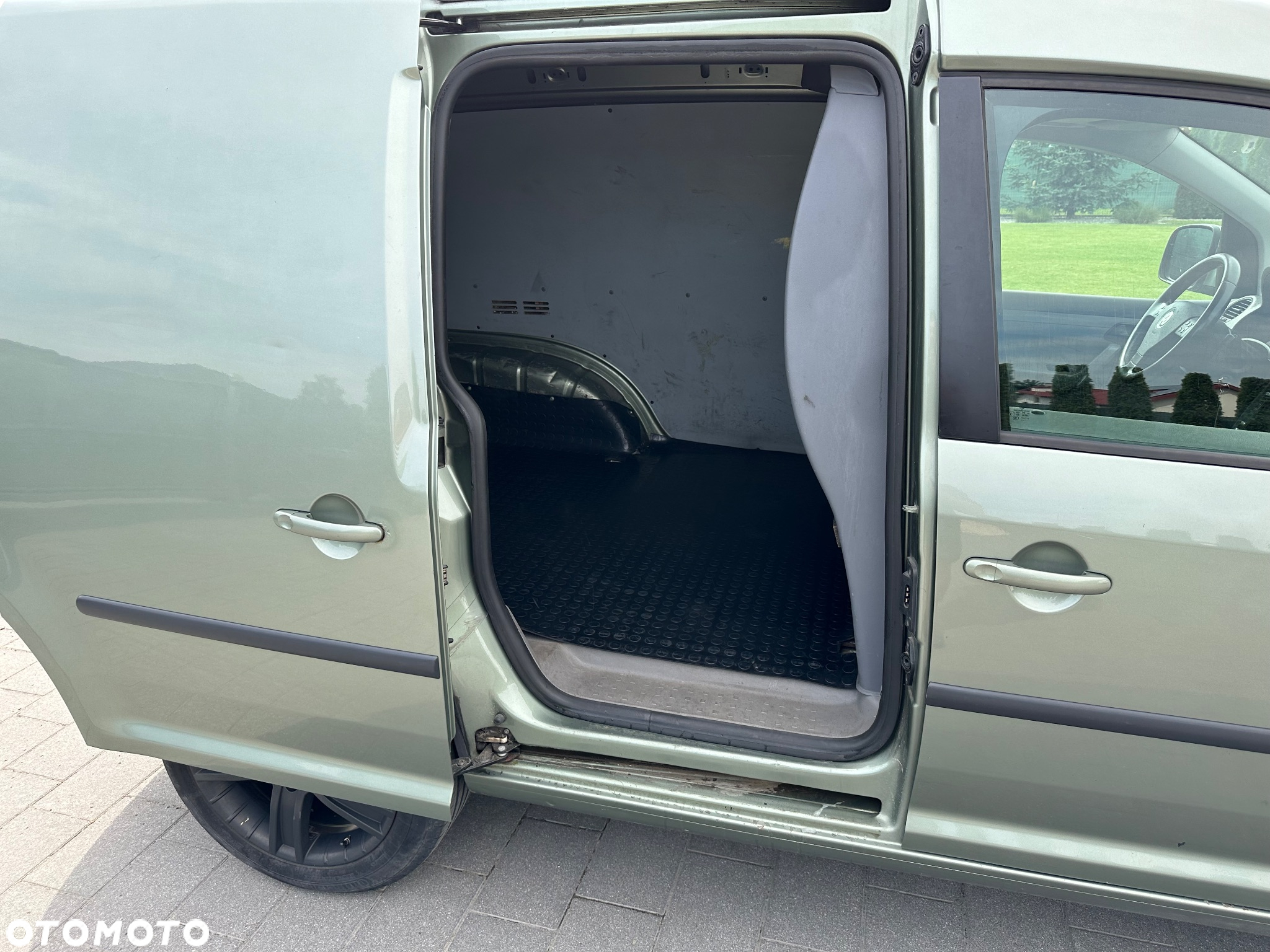 Volkswagen Caddy - 4