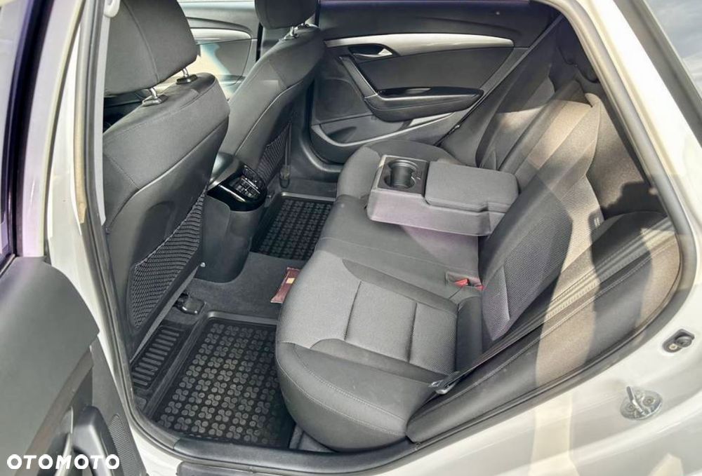 Hyundai i40 1.6 Comfort - 12